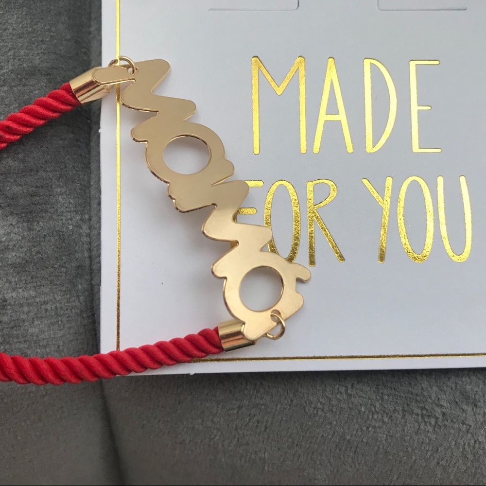 Gorgeous Jewelry MAMÁ Charm Gold Plated Bracelet